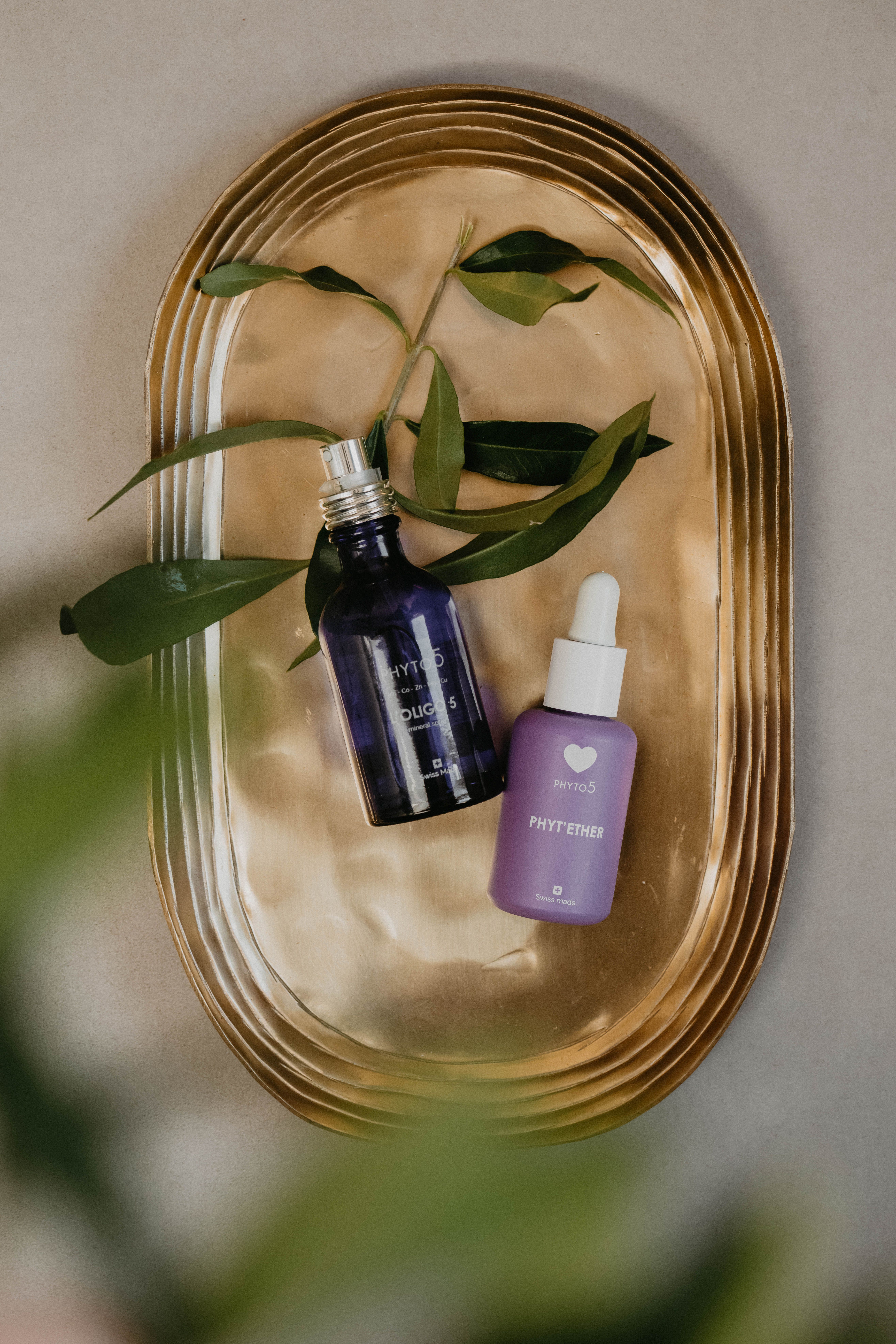phyto5 products on a plate